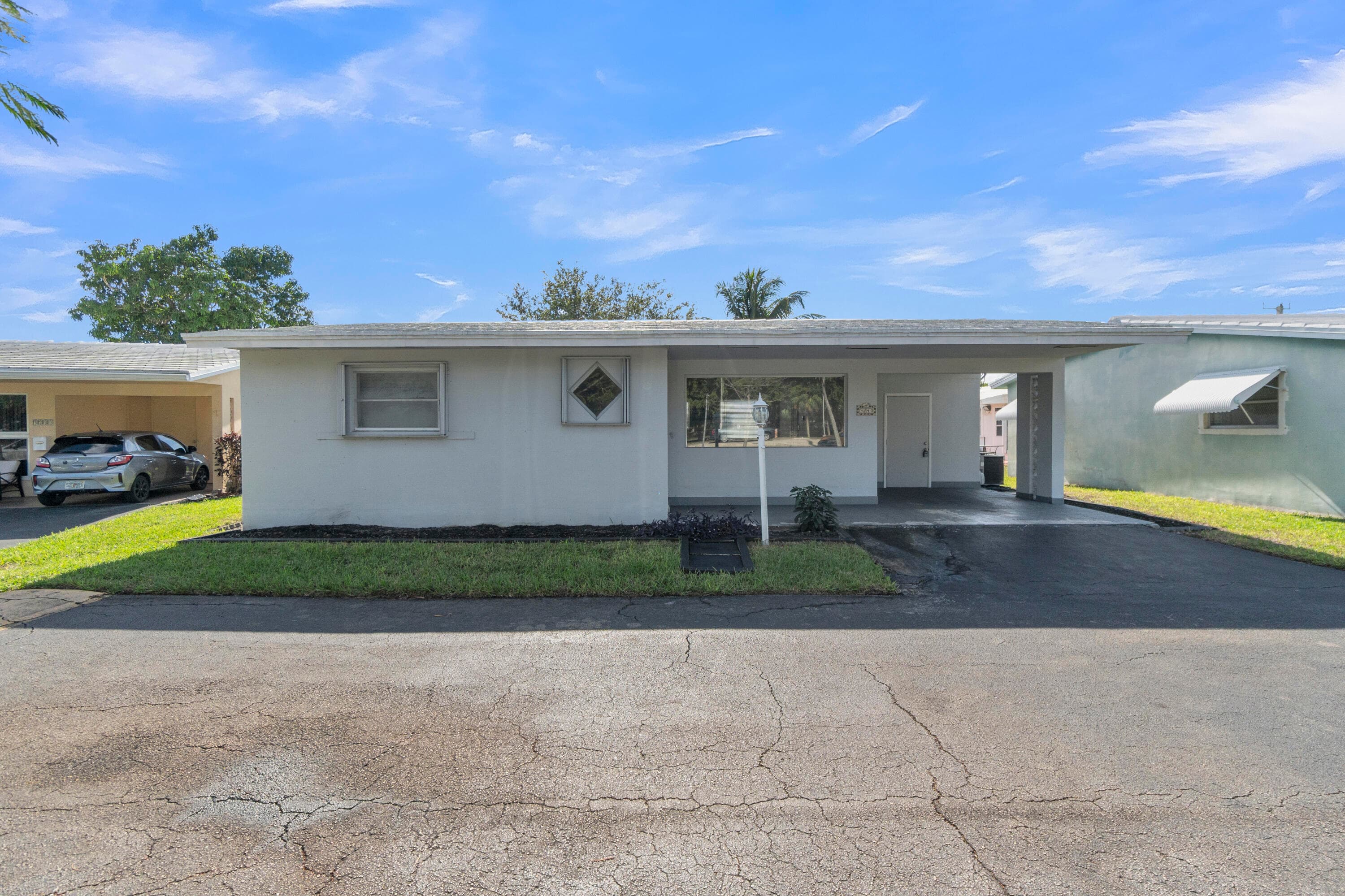 3240 Sheridan #117 Hollywood FL 33021 — thumbnail 3 of 44