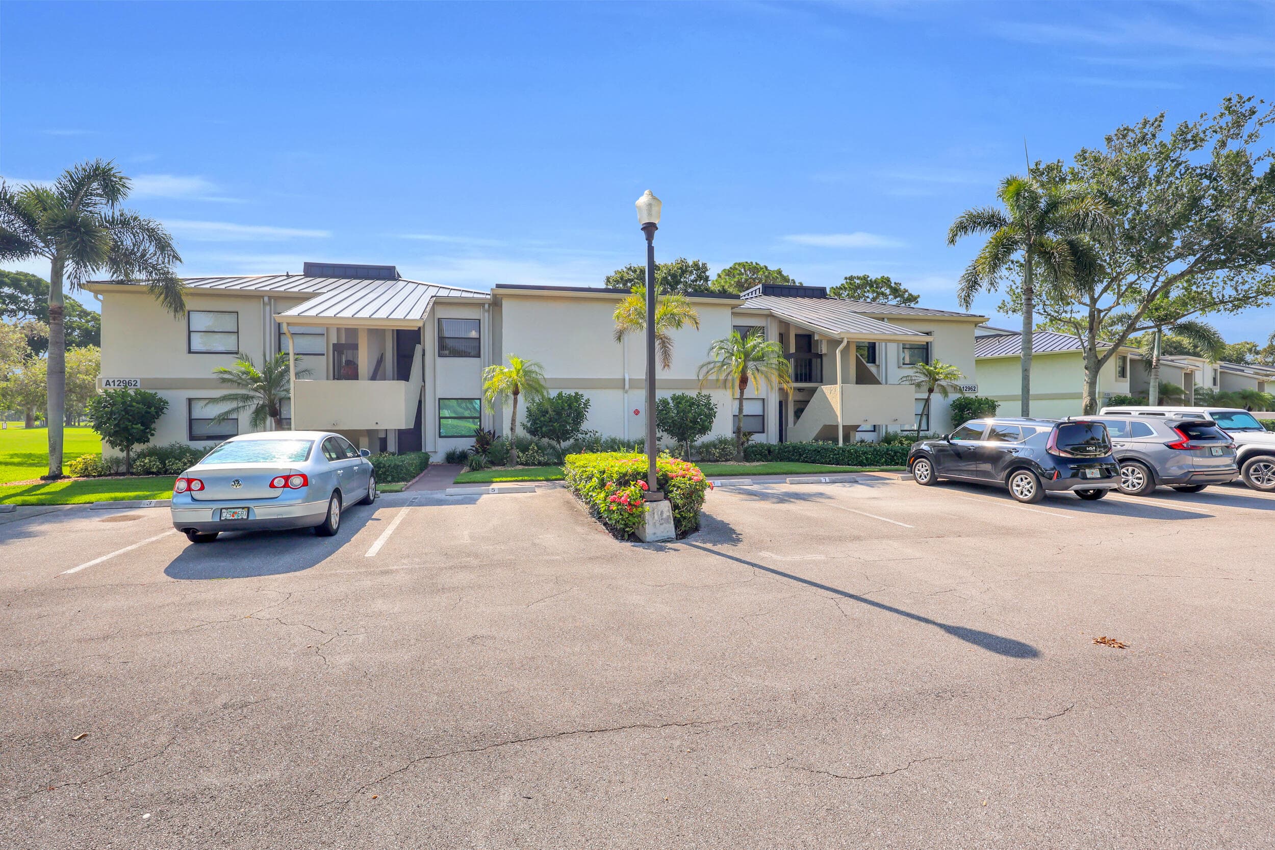 12962 Briarlake #202 West Palm Beach FL 33418 — thumbnail 3 of 27