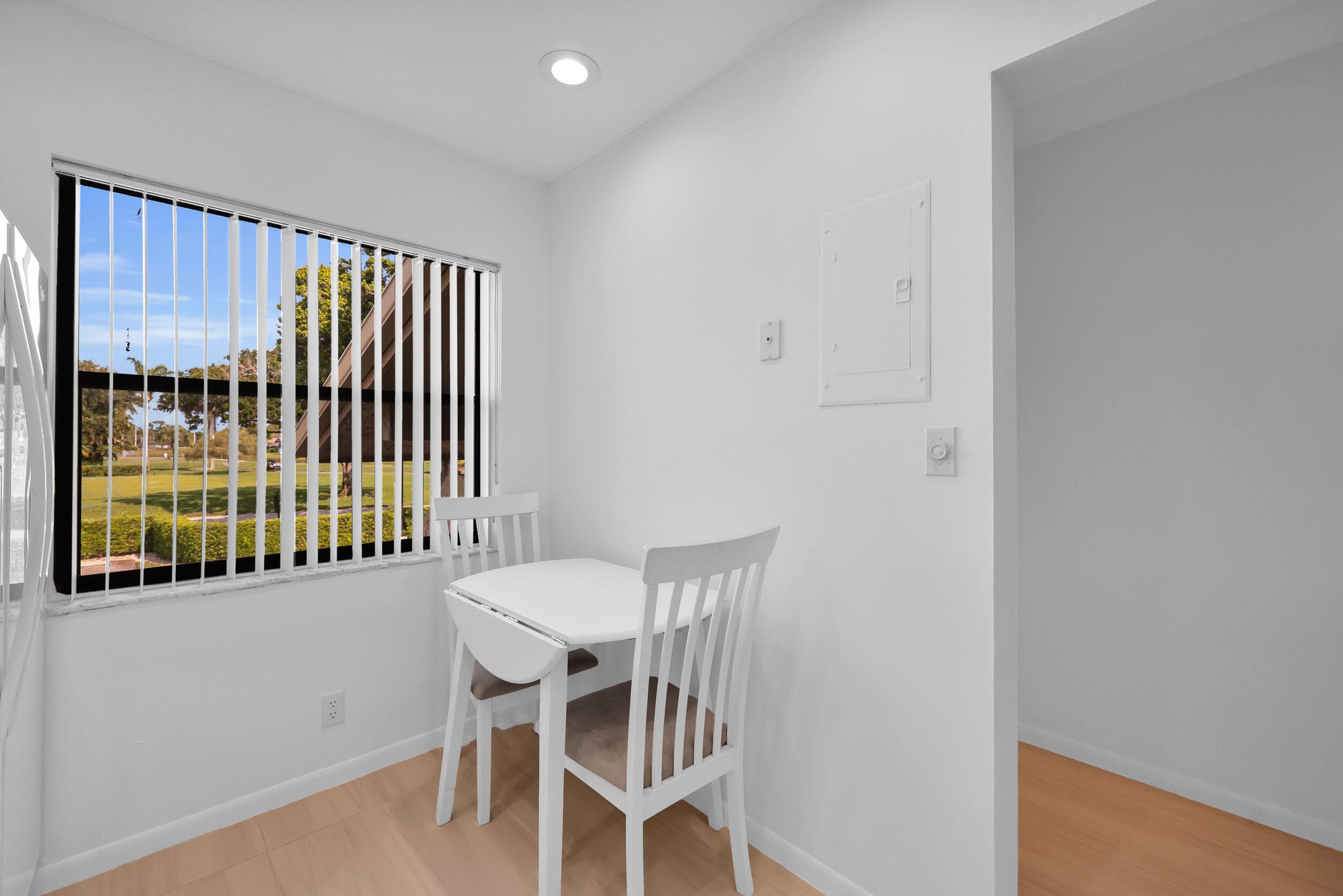 12962 Briarlake #202 West Palm Beach FL 33418 — thumbnail 8 of 27