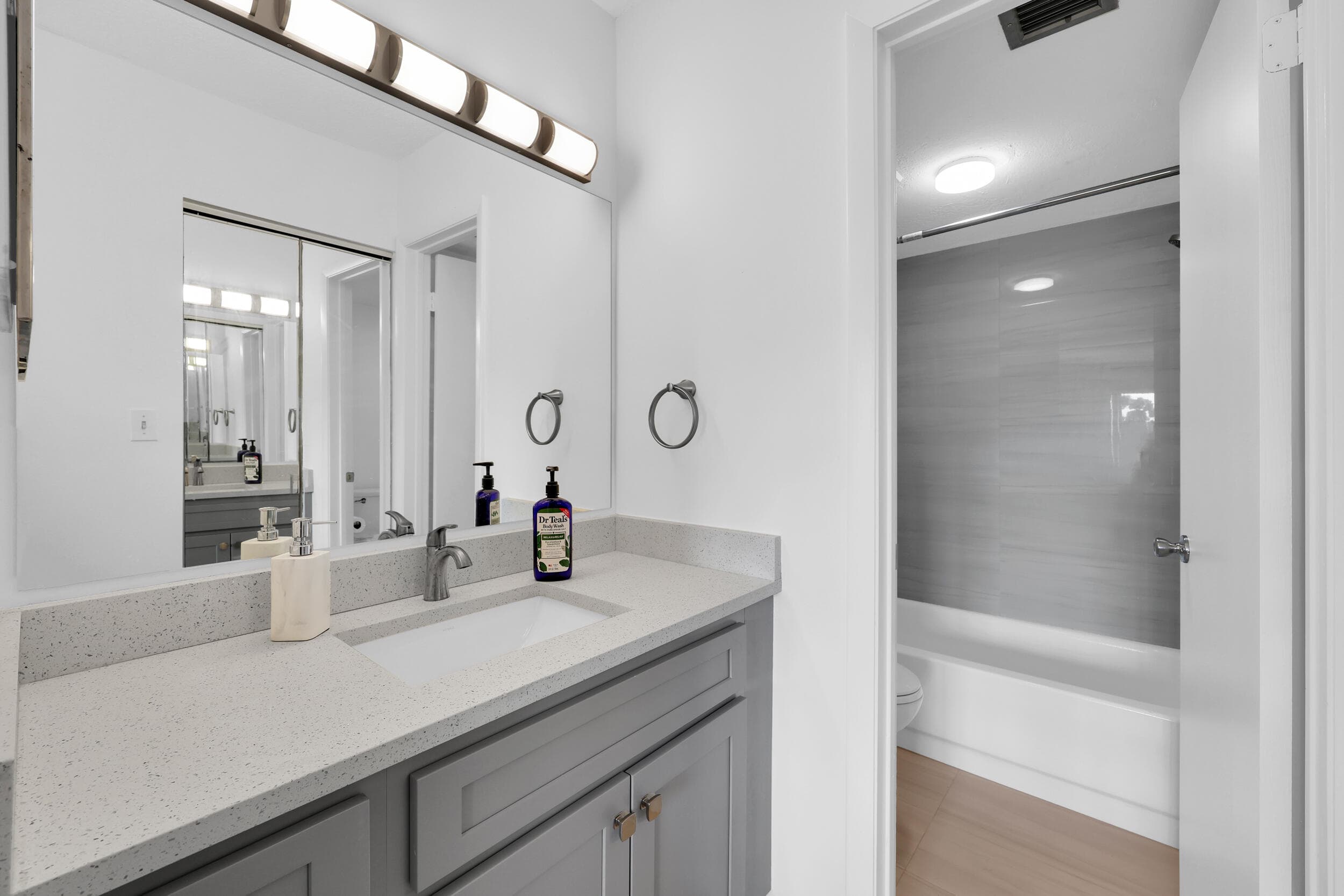 12962 Briarlake #202 West Palm Beach FL 33418 — thumbnail 19 of 27