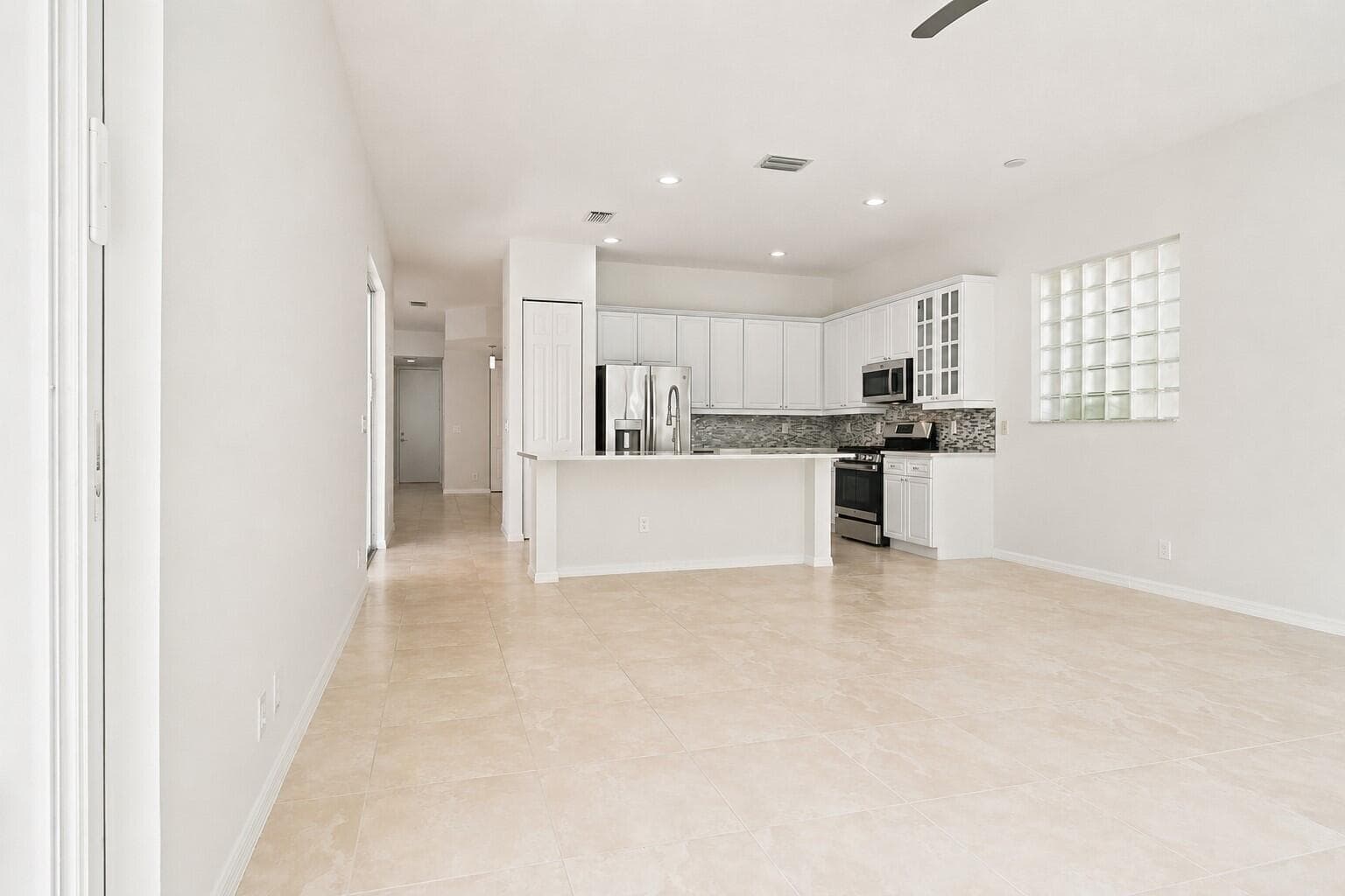207 Isle Verde Palm Beach Gardens FL 33418 — thumbnail 28 of 63