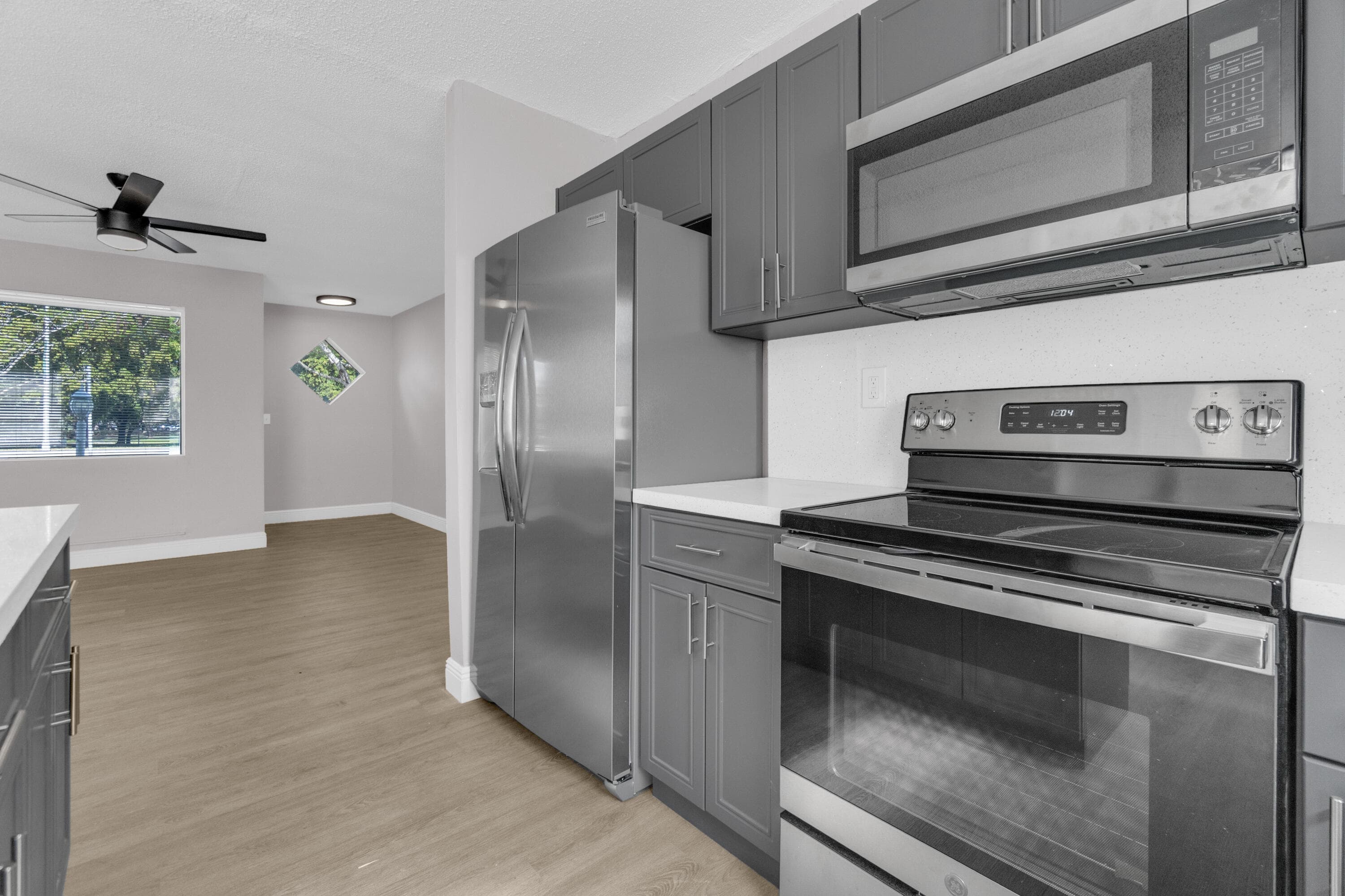 3240 Sheridan #117 Hollywood FL 33021 — thumbnail 15 of 44