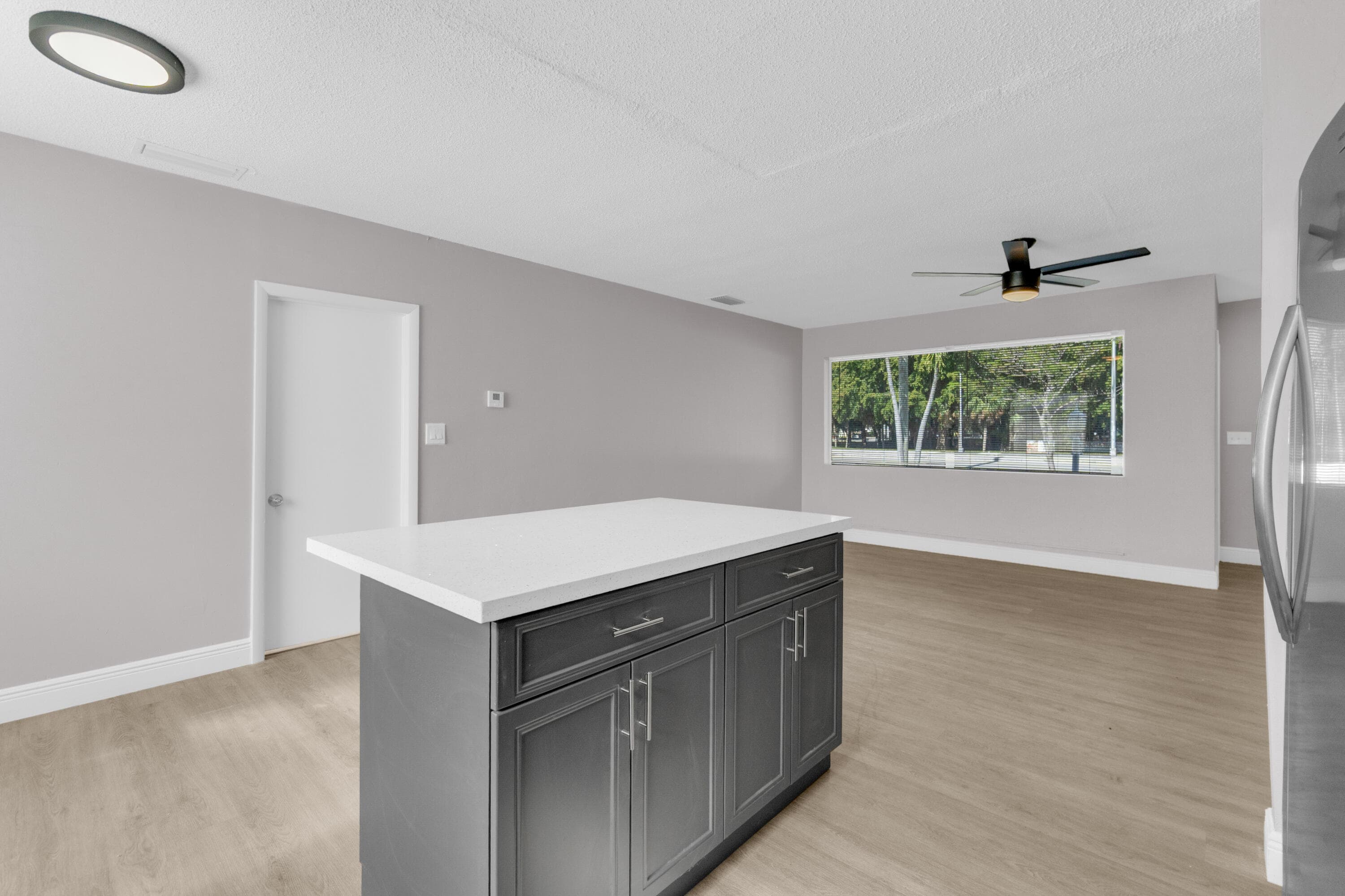 3240 Sheridan #117 Hollywood FL 33021 — thumbnail 19 of 44