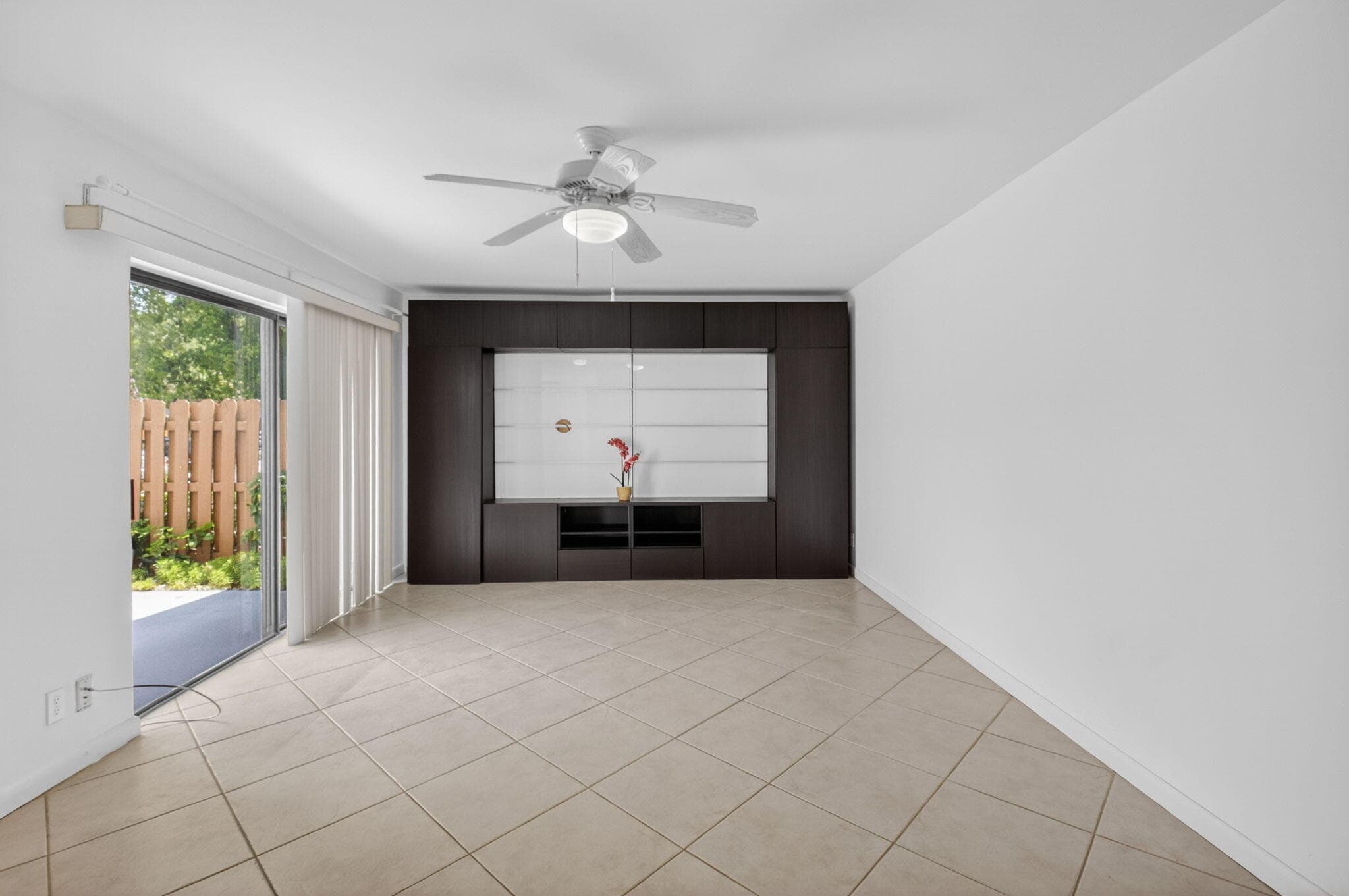 7582 Courtyard #7582 Boca Raton FL 33433 — thumbnail 11 of 90