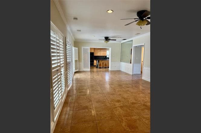 3913 Northampton Tampa FL 33618 — thumbnail 10 of 18