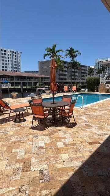2857 32nd #8 Fort Lauderdale FL 33306 — thumbnail 15 of 32