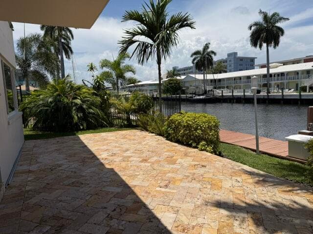 2857 32nd #8 Fort Lauderdale FL 33306 — thumbnail 17 of 32