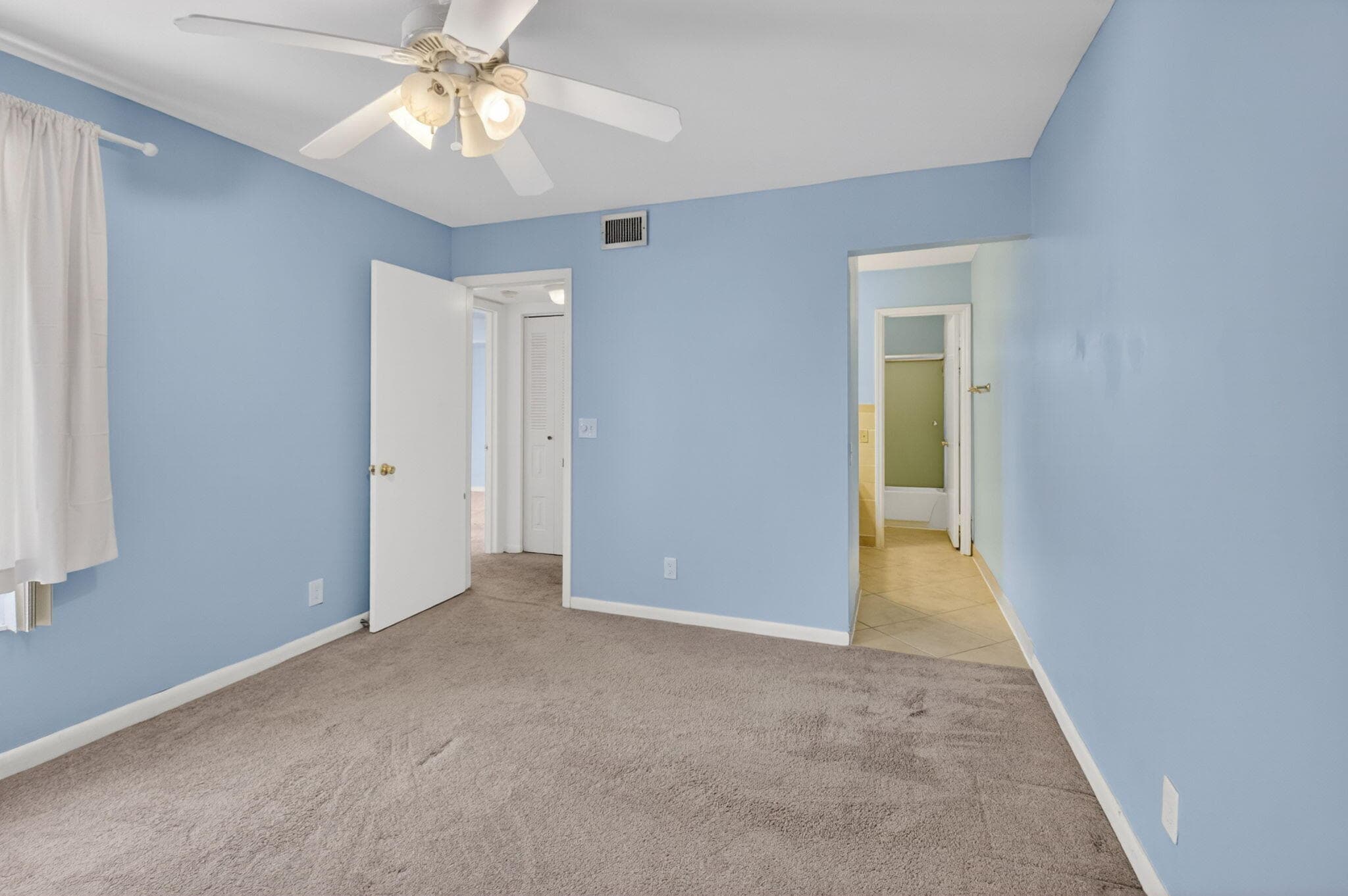 7582 Courtyard #7582 Boca Raton FL 33433 — thumbnail 64 of 90