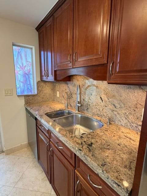 2857 32nd #8 Fort Lauderdale FL 33306 — thumbnail 5 of 32