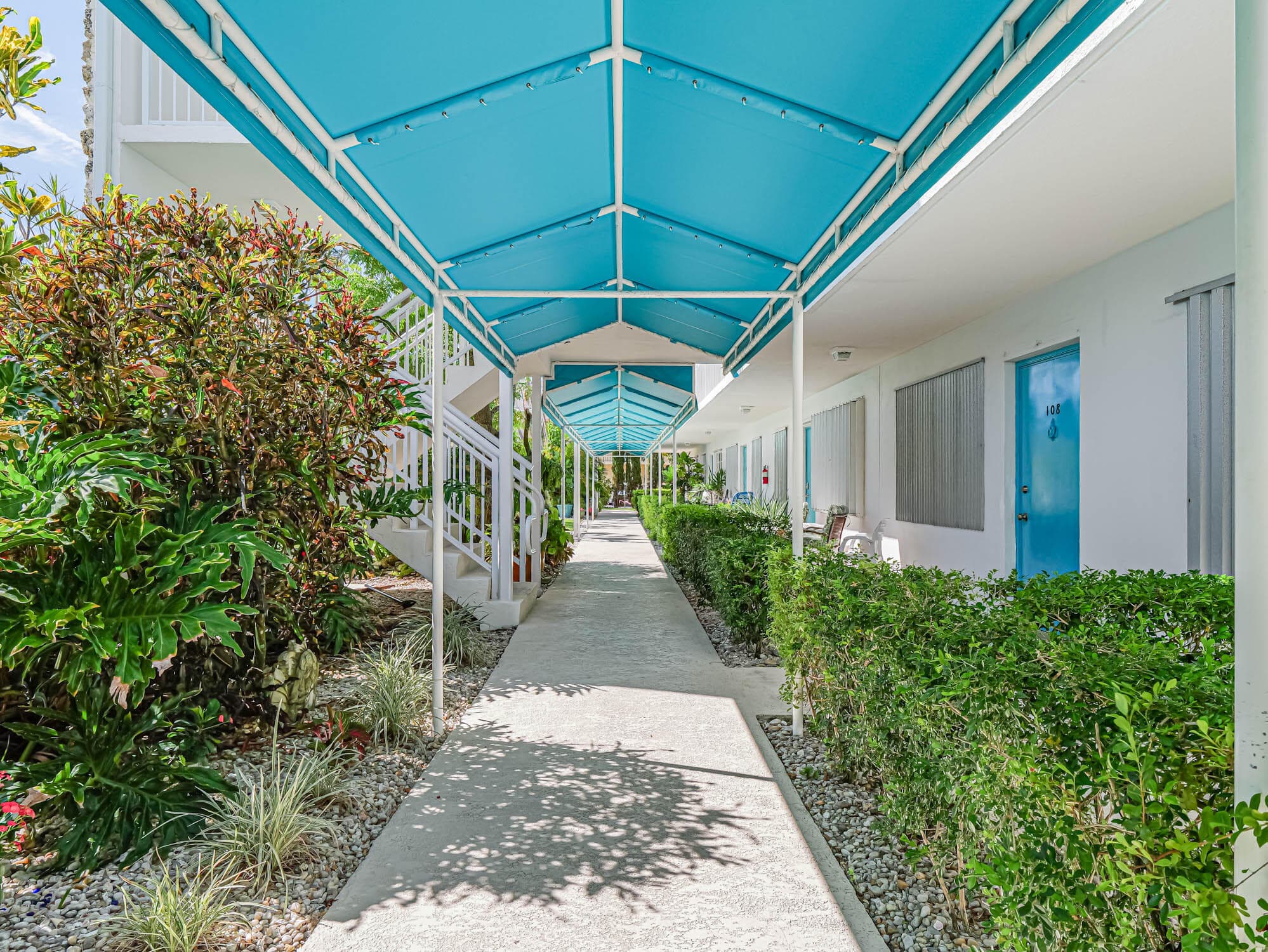 37 Yacht Club #310 North Palm Beach FL 33408 — thumbnail 4 of 48