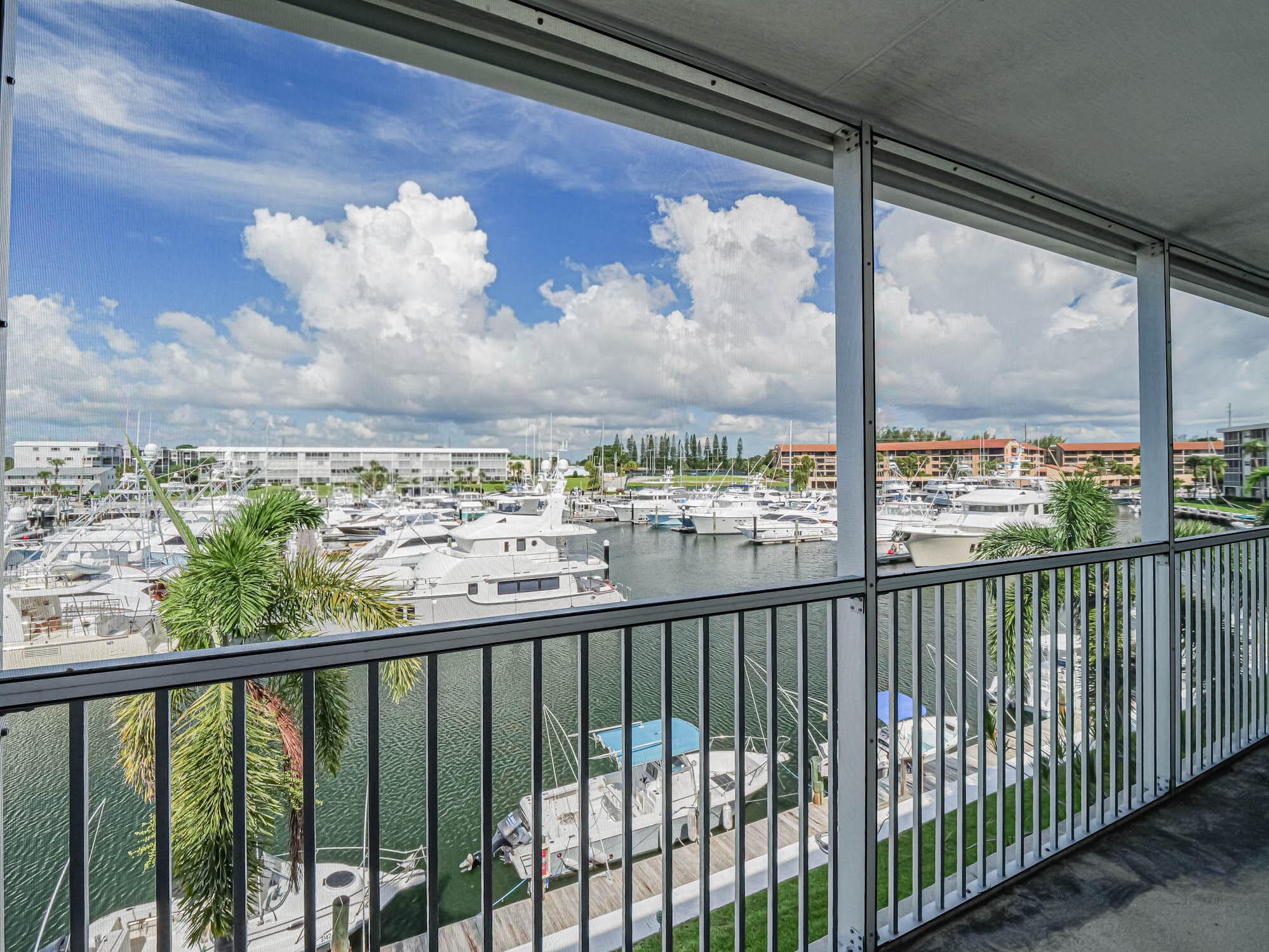 37 Yacht Club #310 North Palm Beach FL 33408 — thumbnail 27 of 48