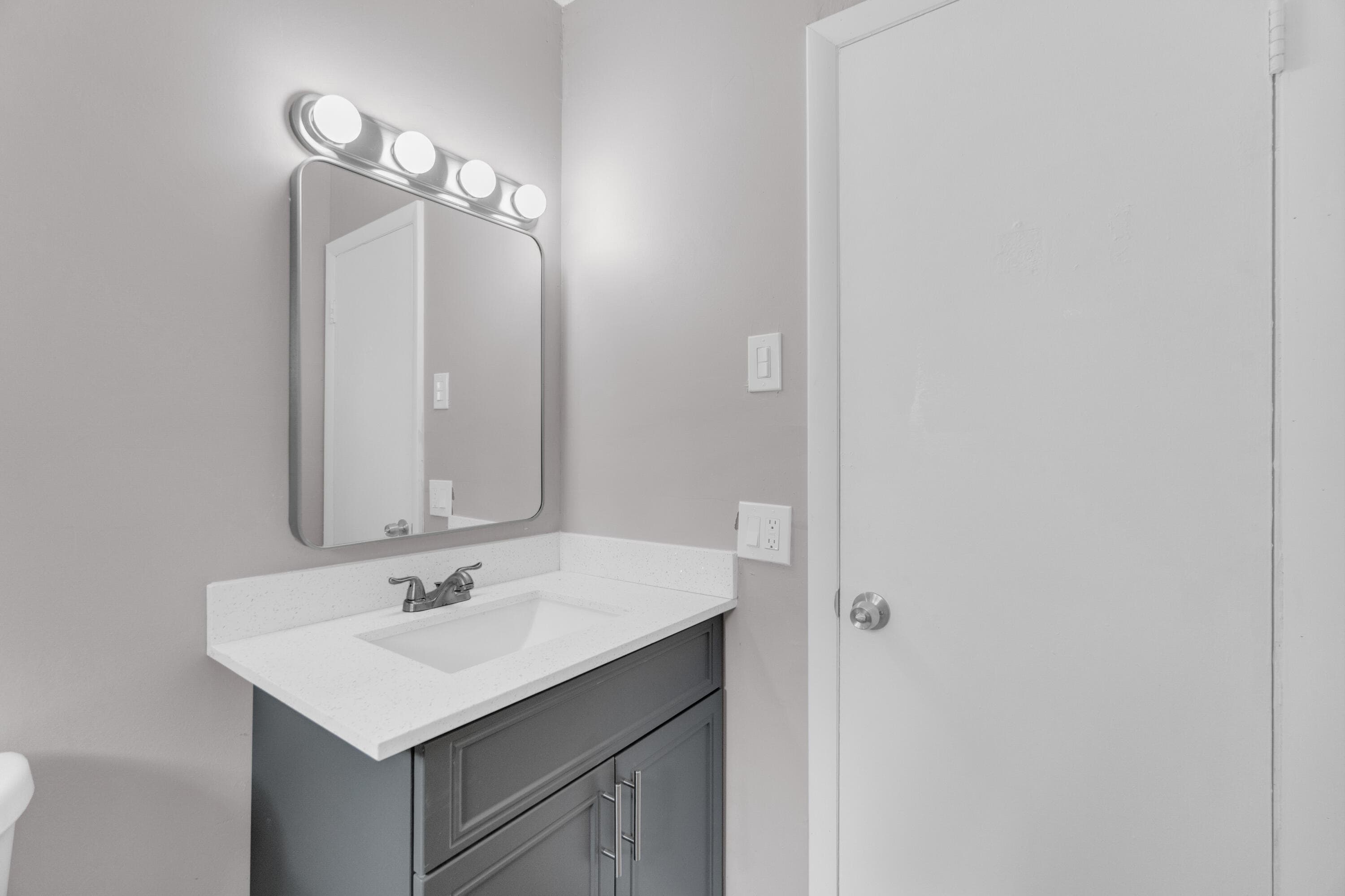 3240 Sheridan #117 Hollywood FL 33021 — thumbnail 29 of 44