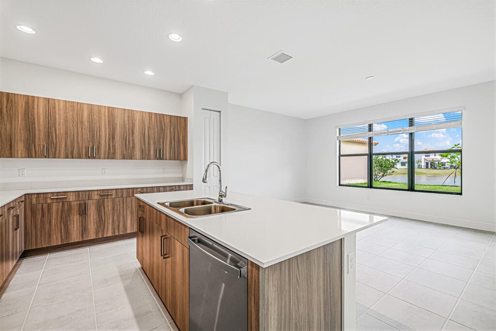 16469 Sea Turtle Westlake FL 33470 — thumbnail 13 of 43