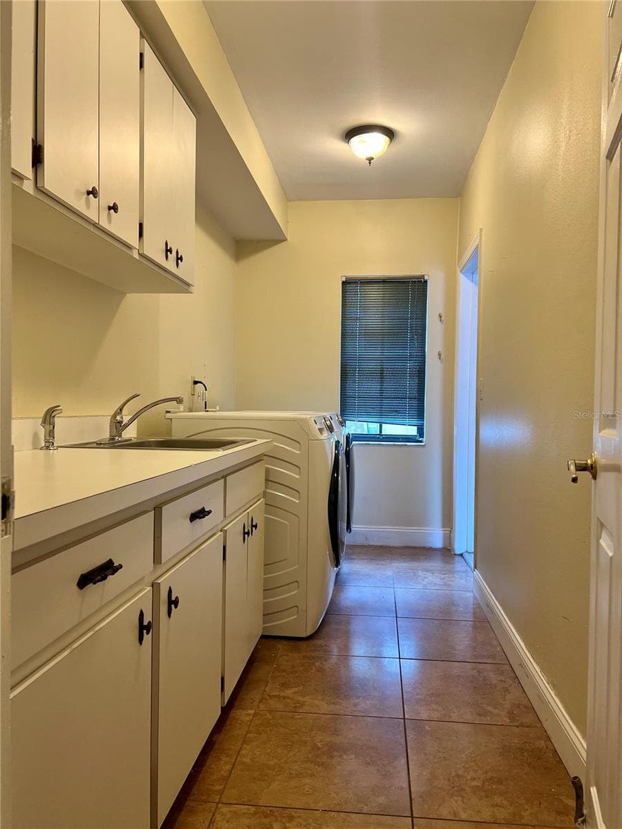 3913 Northampton Tampa FL 33618 — thumbnail 15 of 18