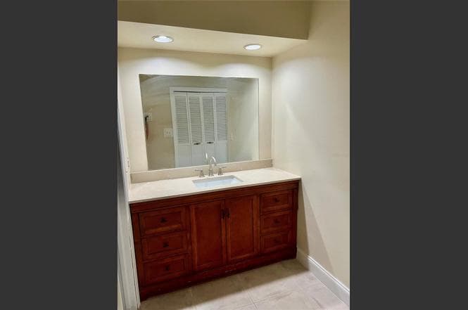 3913 Northampton Tampa FL 33618 — thumbnail 18 of 18