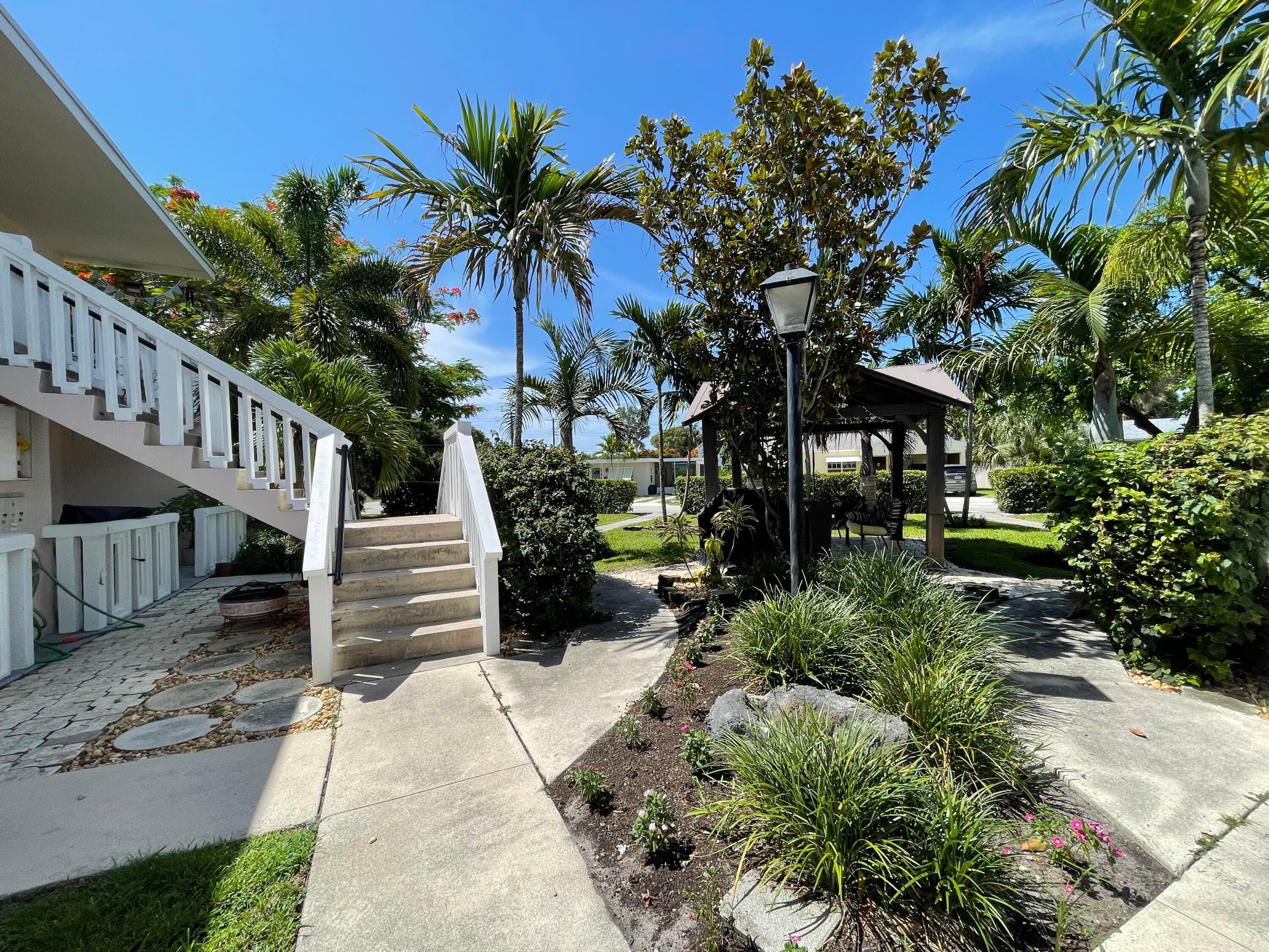 229 1st #203 Boynton Beach FL 33435 — thumbnail 18 of 20