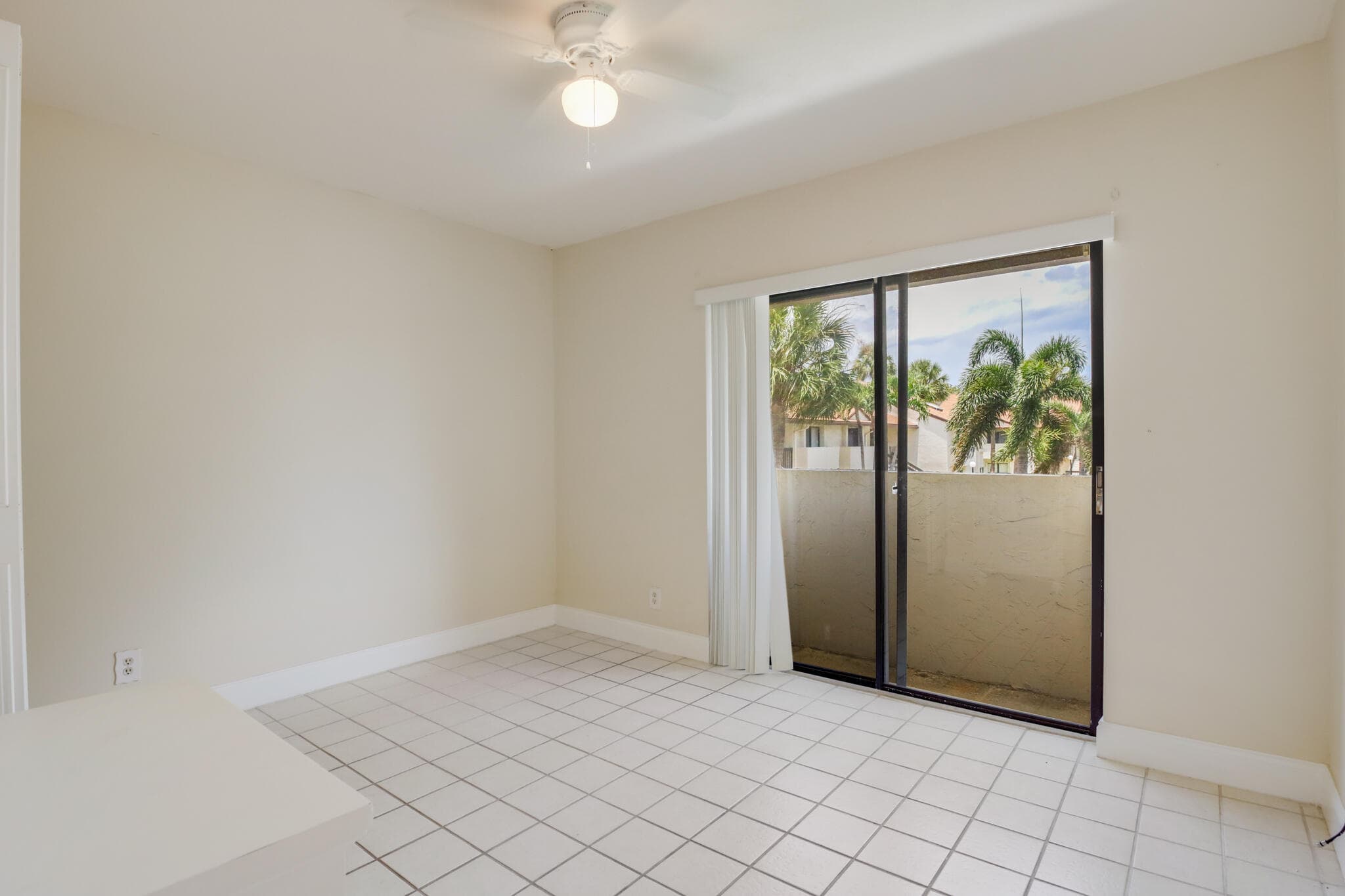 3340 Lucerne Park Greenacres FL 33467 — thumbnail 9 of 12