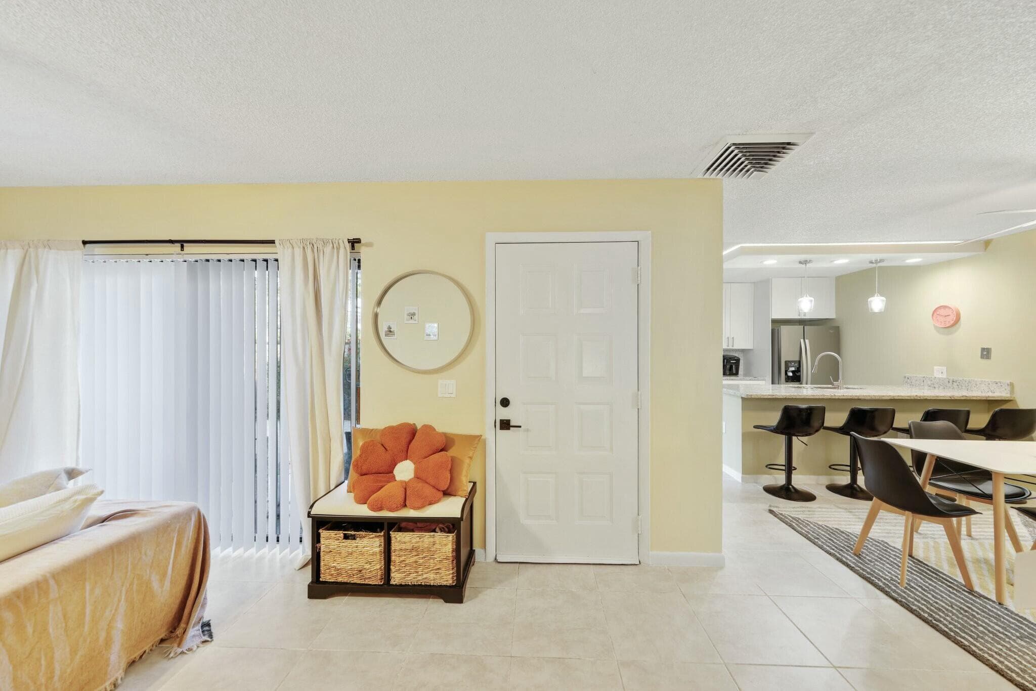 5110 51st West Palm Beach FL 33409 — thumbnail 3 of 40