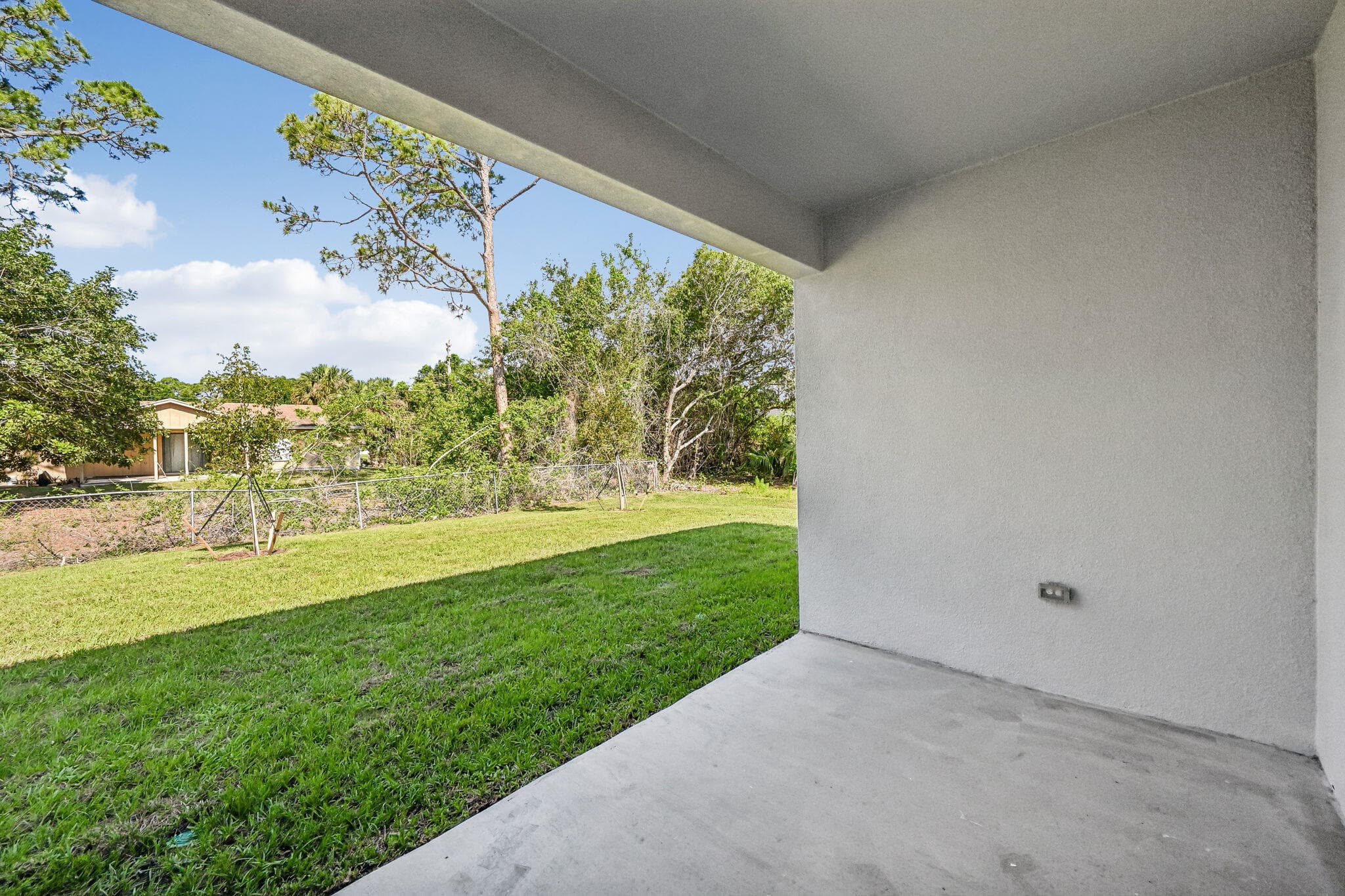 5901 Raintree Fort Pierce FL 34982 — thumbnail 5 of 34