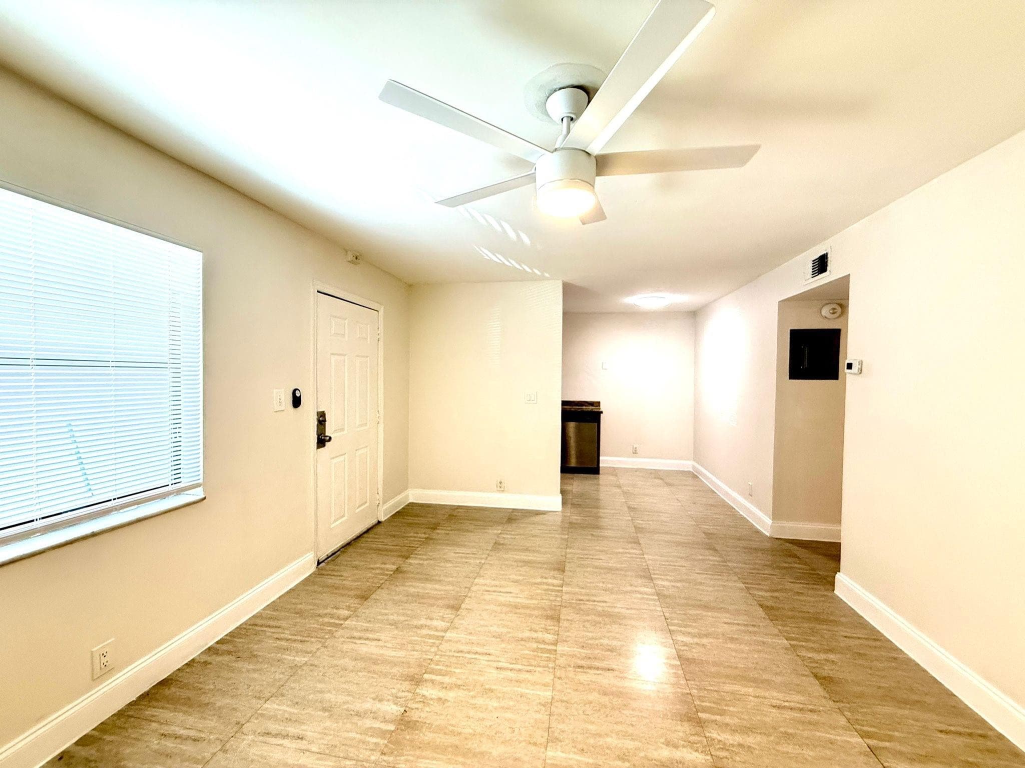 607 29th #22 Wilton Manors FL 33334 — photo 1