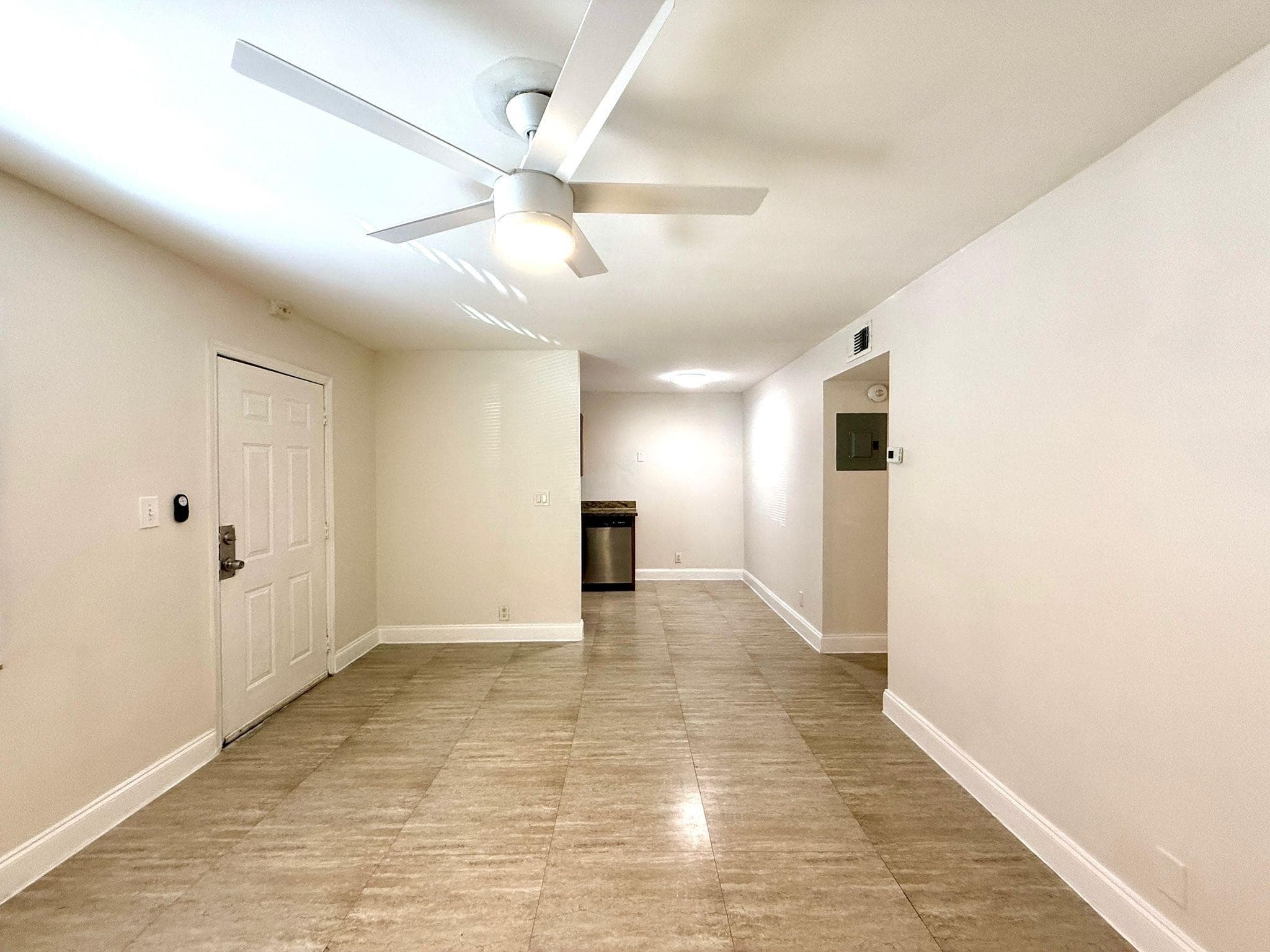 607 29th #22 Wilton Manors FL 33334 — thumbnail 7 of 15