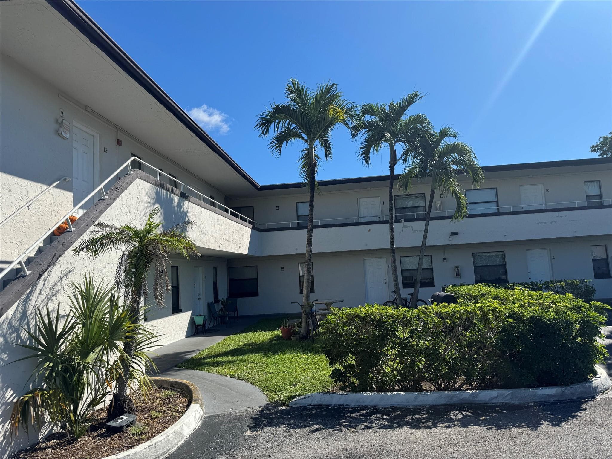 607 29th #22 Wilton Manors FL 33334 — thumbnail 13 of 15