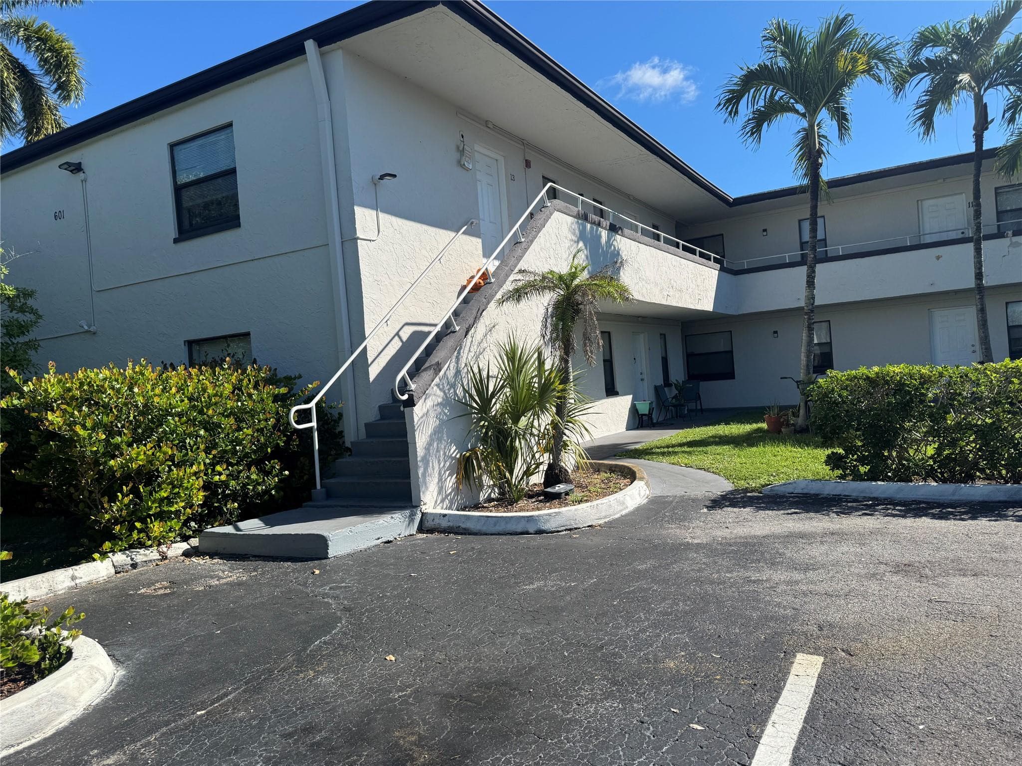 607 29th #22 Wilton Manors FL 33334 — thumbnail 14 of 15