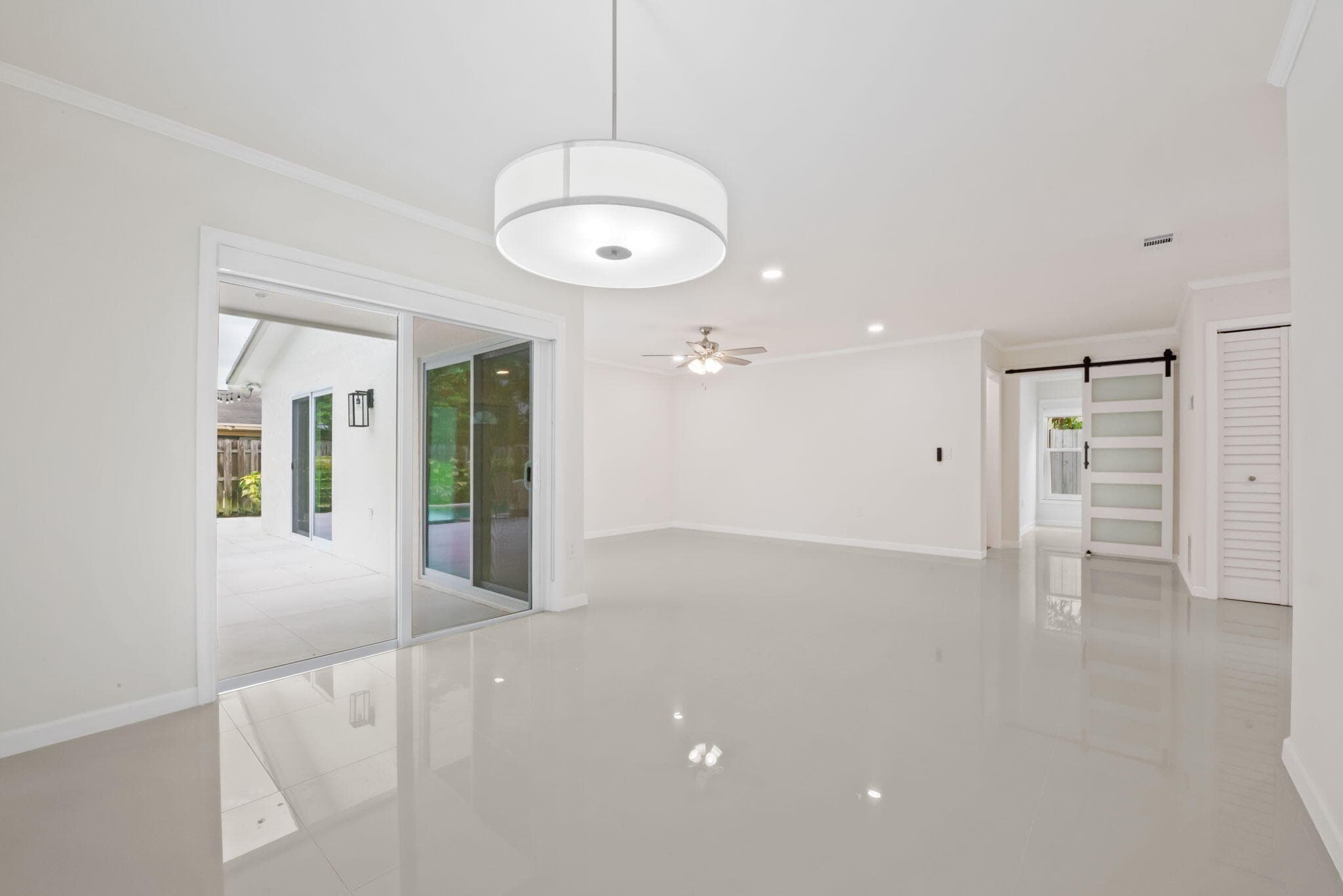 561 168th Weston FL 33326 — thumbnail 6 of 28
