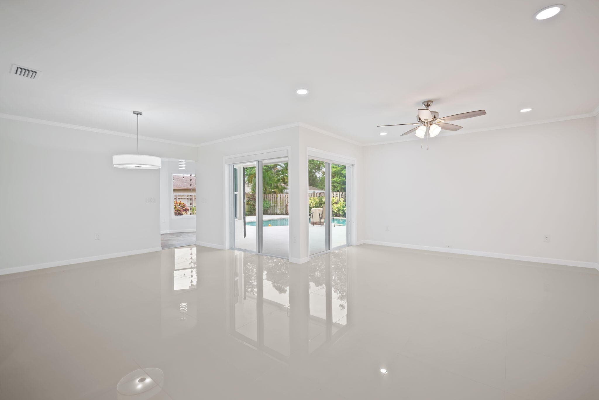 561 168th Weston FL 33326 — thumbnail 7 of 28