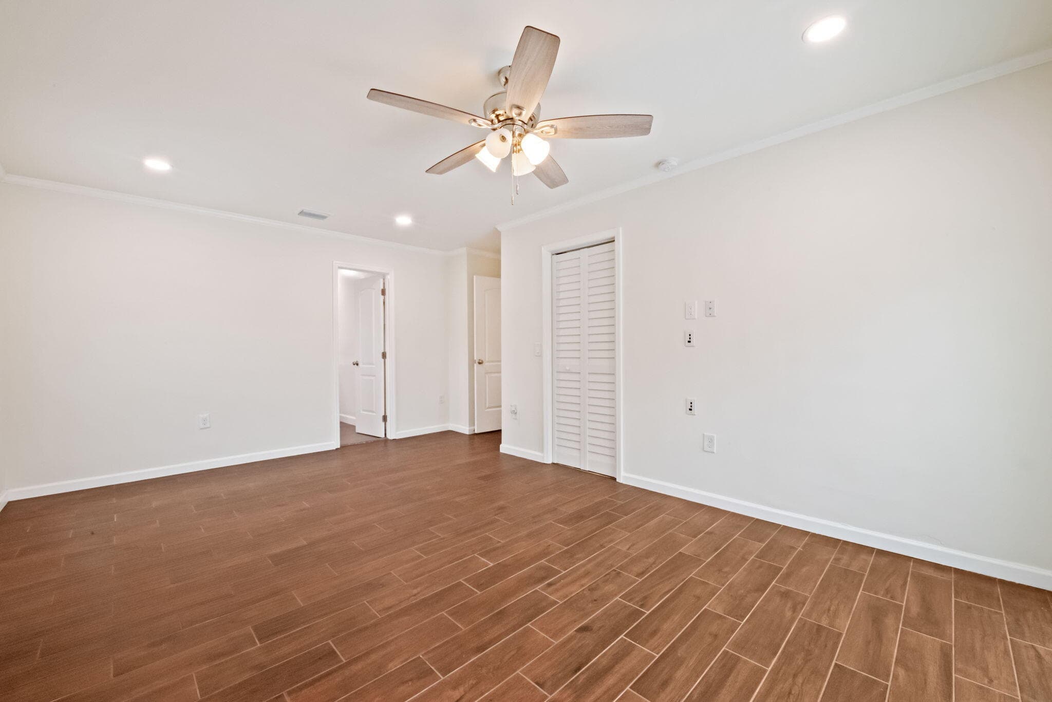561 168th Weston FL 33326 — thumbnail 15 of 28