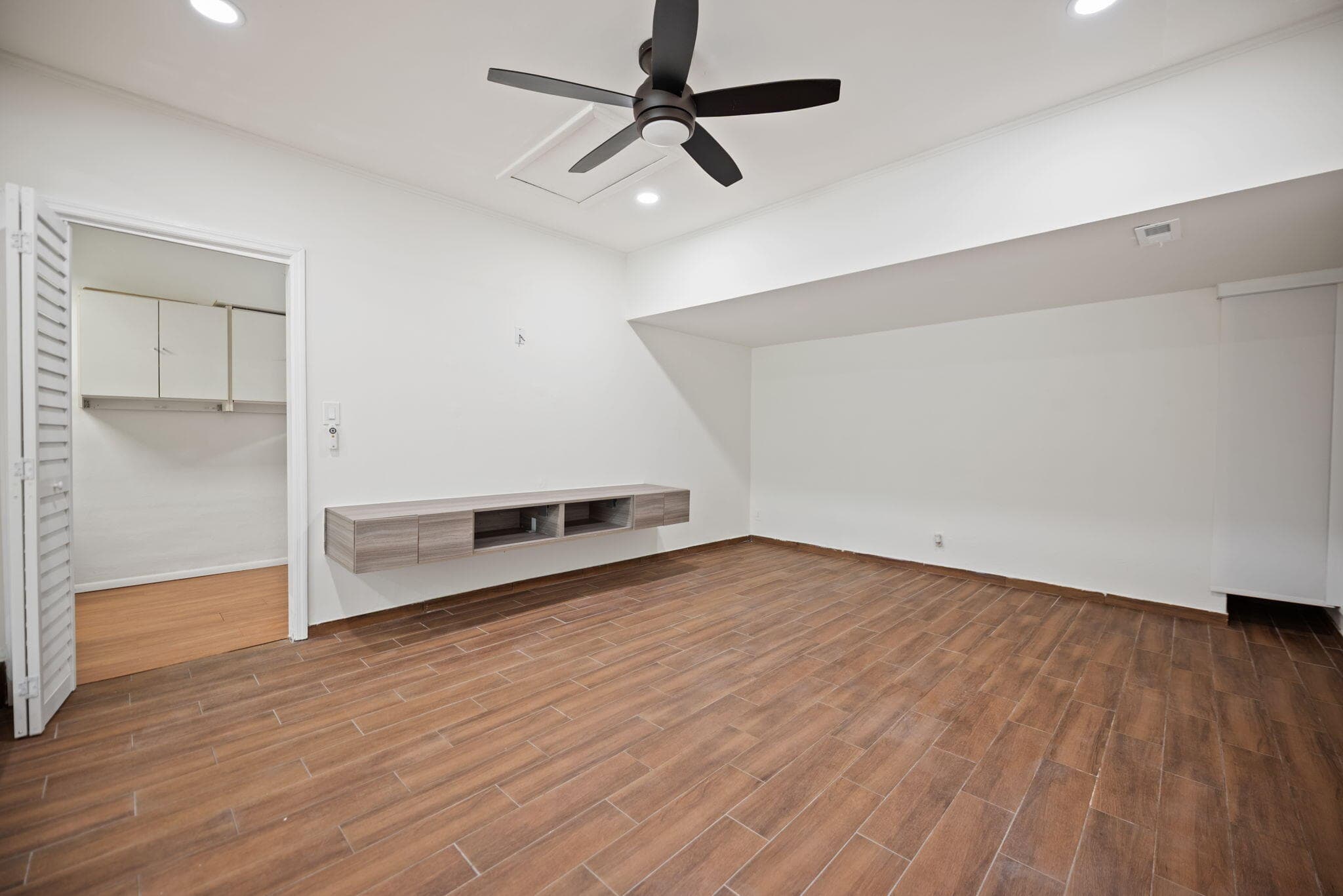561 168th Weston FL 33326 — thumbnail 21 of 28