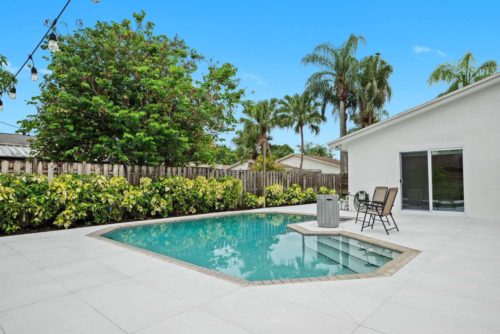 561 168th Weston FL 33326 — thumbnail 24 of 28
