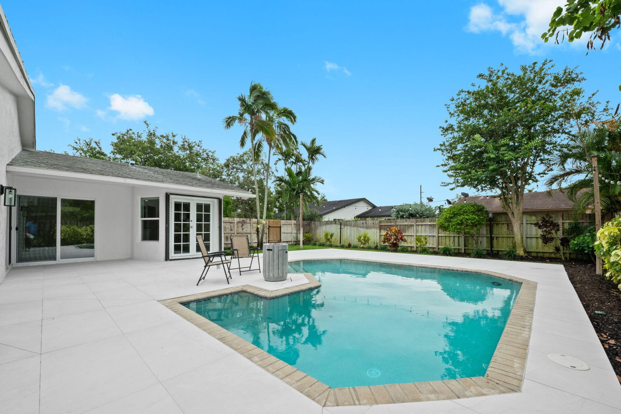 561 168th Weston FL 33326 — thumbnail 25 of 28
