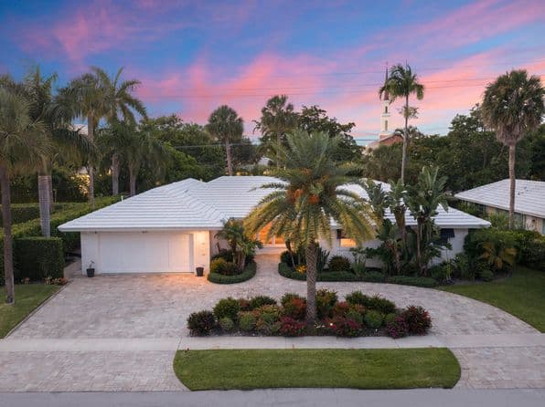 Listed by Icon Realty Advisors LLC - Single Family — photo 1