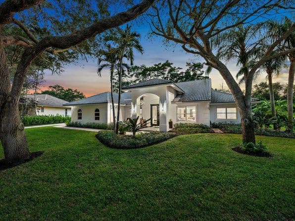 Listed by Compass Florida, LLC (Jupiter) - Single Family — photo 1