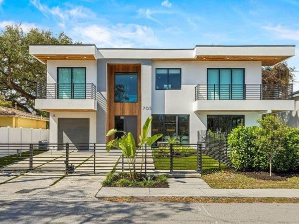 Listed by Engel & Voelkers Fort Lauderdale - Single Family — photo 1