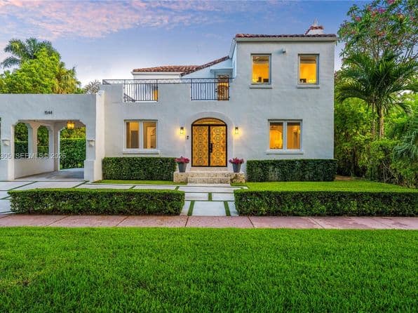 Listed by BHHS EWM Realty - Single Family — photo 1