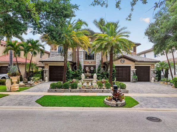 Listed by The Keyes Company - Hobe Sound - Single Family — photo 1
