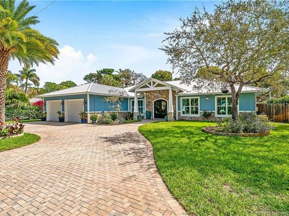 Listed by Serhant - Single Family — photo 1