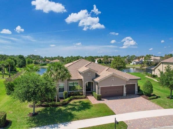 Listed by Keller Williams of the Treasure Coast - Single Family — photo 1