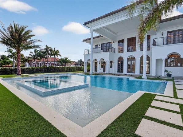 Listed by Compass Florida, LLC - Single Family — photo 1